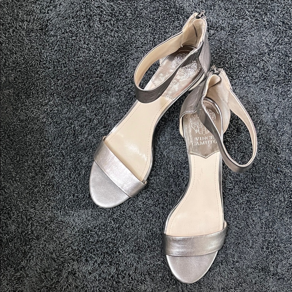 Vince Camuto Metallic Silver Bronze Sandals